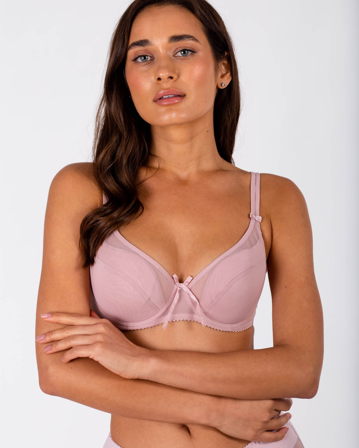 Бюстгальтер на тонкому поролоні з прозорою спинкою Anfen 5015 пудра 5015-5 Бюстгальтер на тонкому поролоні з прозорою спинкою Anfen 5015 пудра 5015-5