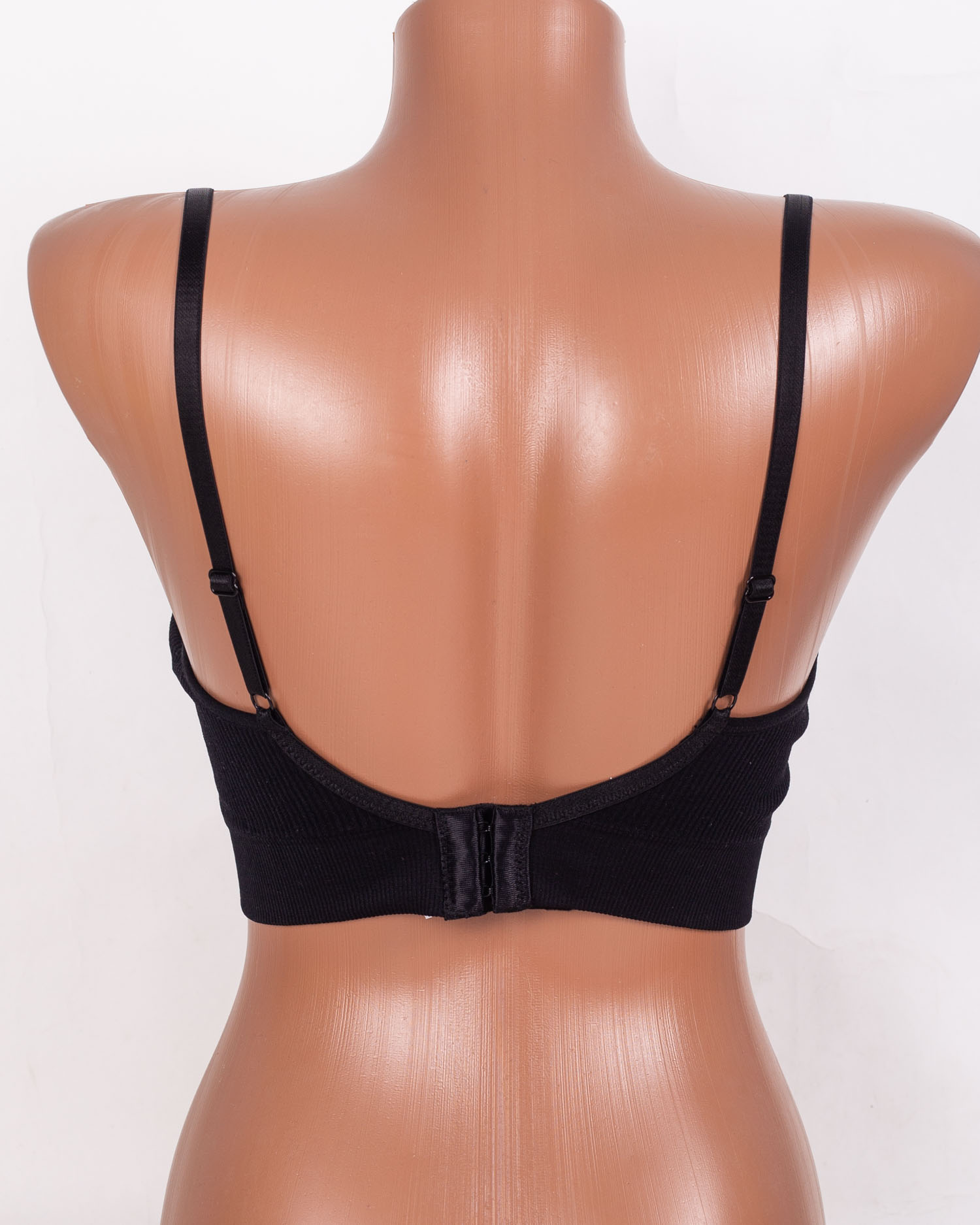 Бюстгальтер без кісточок трикотаж рубчик Wiwi 7520 чорний 5546-2 Бюстгальтер без кісточок трикотаж рубчик Wiwi 7520 чорний 5546-2